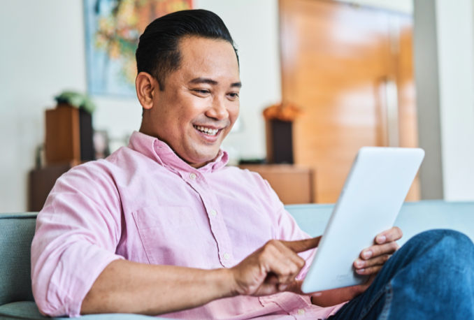 Man using tablet